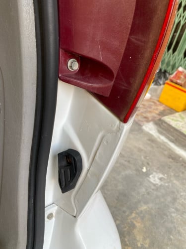 ឡានលក់ SIENNA ឆ្នាំ04 XLE ប៉ុង1