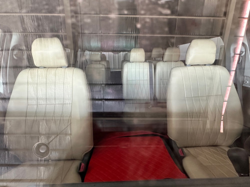 2013 Toyota Hiace