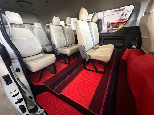 2013 Toyota Hiace