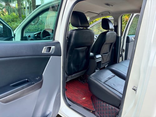2020 Mazda BT-50 Thunder Full 3.2L