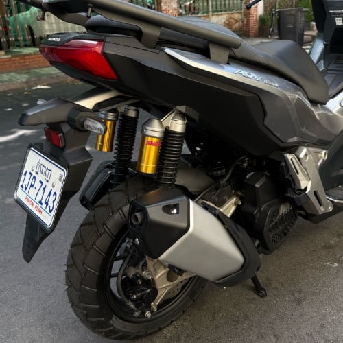 ADV 150