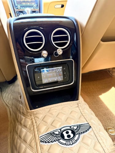 Bentley Flying Spur Full ដំបូលផ្កាយ ប្រើសាំង ម្ចាស់ទី១គត់