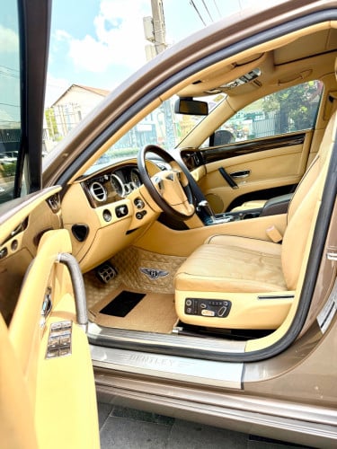 Bentley Flying Spur Full ដំបូលផ្កាយ ប្រើសាំង ម្ចាស់ទី១គត់