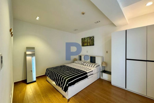 BEST DEAL! Spacious 2 Bedrooms Condo for Rent in BKK1 with Gym and Pool