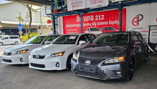 Ct200h 2012 full ឡានស្អាត