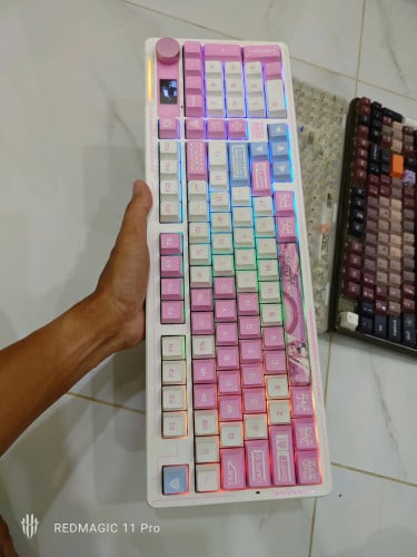 Gaming keyboard មួយទឹកស្អាតៗ តម្លៃធូរៗ