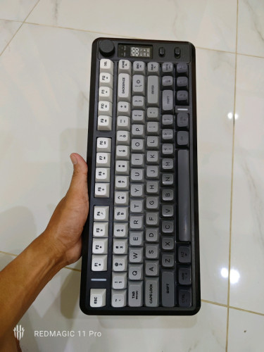 Gaming keyboard មួយទឹកស្អាតៗ តម្លៃធូរៗ