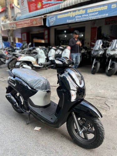 Honda Scoopy 2026 2880$ឆាតជាមួយហាងផ្ទាល់ 💌👉 https://t.me/senghengmotor090