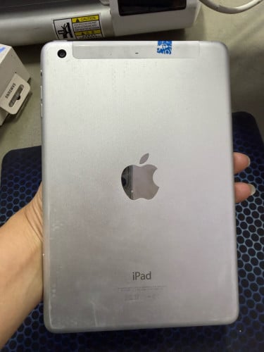 iPad mini  64GB sim
