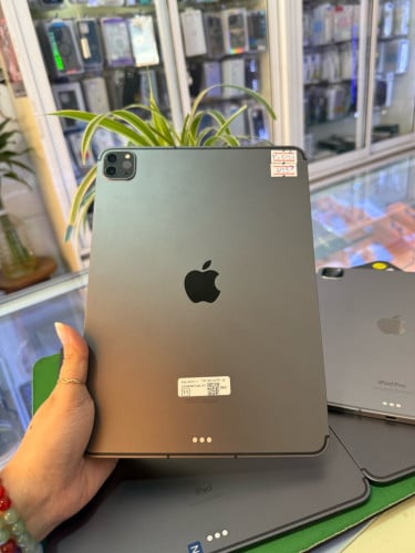 iPad Pro 11” M1 512GB Sim WiFi