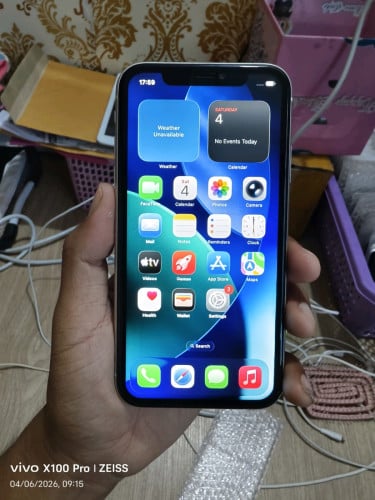 IPhone 11 256GB អេហ្សុីនតួស្អាត98%