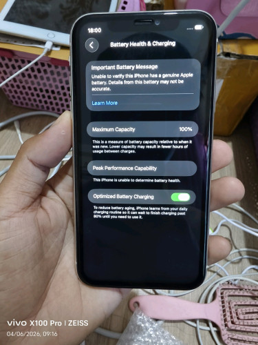 IPhone 11 256GB អេហ្សុីនតួស្អាត98%