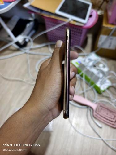 IPhone Xs 64GB អត់ជាប់Icloud តួស្អាត97%