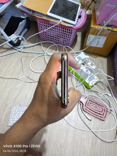 IPhone Xs 64GB អត់ជាប់Icloud តួស្អាត97%