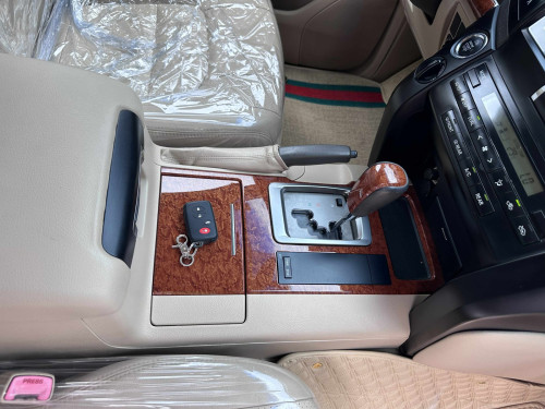 Land Cruiser GXR V6 Full Option ឆ្នាំ2013 ម្ចាស់ដើម សោ2គ្រាប់