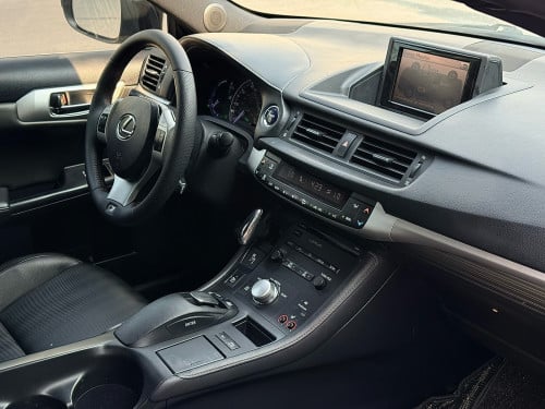 Lexus Ct200h Fsport 2012 up 2018