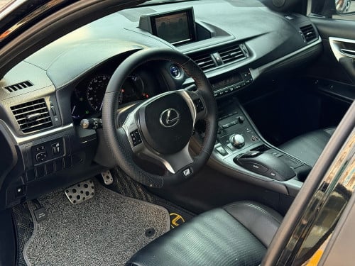 Lexus Ct200h Fsport 2012 up 2018