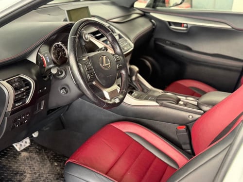 Lexus Nx200t F-Sport Button5 ក្នុង 🍒 ១១មុឺនMiles ឡានកាលី