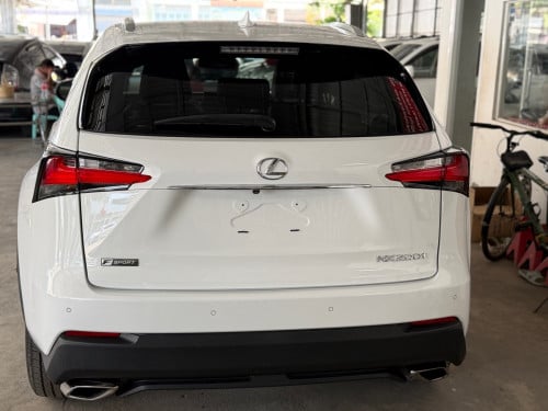 Lexus Nx200t F-Sport Button5 ក្នុង 🍒 ១១មុឺនMiles ឡានកាលី