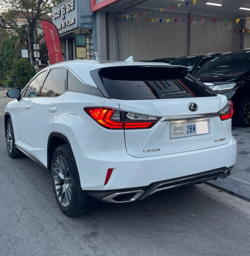 Lexus RX200T ឆ្នាំ2016 F-sport ប៊ូតុង5 គុជ3 ម្ចាស់ដើម ទឹកថ្នាំហ្ស៊ីន1ជុំ