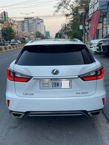 Lexus RX200T ឆ្នាំ2016 F-sport ប៊ូតុង5 គុជ3 ម្ចាស់ដើម ទឹកថ្នាំហ្ស៊ីន1ជុំ