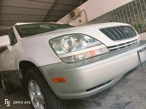 Lexus, RX300ឡានក្រដាស់ពន្ន,ឡានខ្ចៅខ្ចង់ថ្មីអត់បុកអត់ប៉ះអត់ច្រេះ, ឡានរៀបចំរួចហើយ។