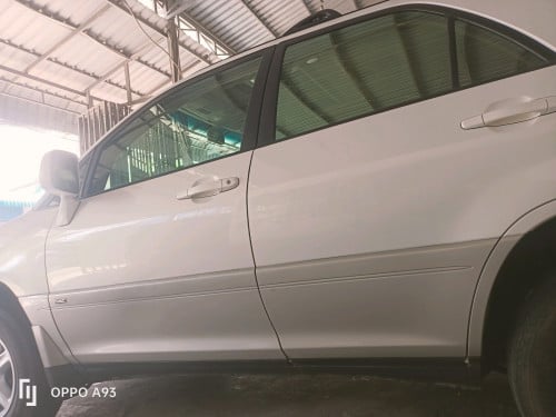 Lexus, RX300ឡានក្រដាស់ពន្ន,ឡានខ្ចៅខ្ចង់ថ្មីអត់បុកអត់ប៉ះអត់ច្រេះ, ឡានរៀបចំរួចហើយ។