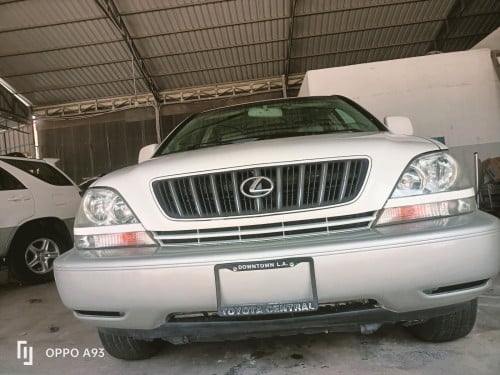 Lexus, RX300ឡានក្រដាស់ពន្ន,ឡានខ្ចៅខ្ចង់ថ្មីអត់បុកអត់ប៉ះអត់ច្រេះ, ឡានរៀបចំរួចហើយ។