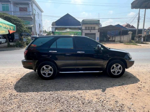 Lexus rx300 ឆ្នាំ 2000 ប៉ុង1