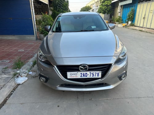 Mazda 3 (015) full options