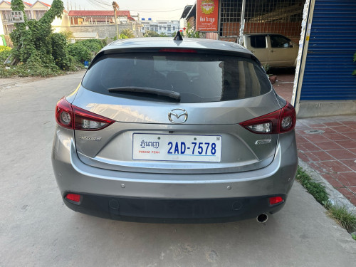 Mazda 3 (015) full options
