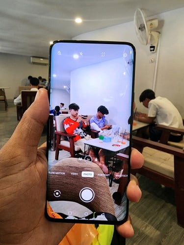 One Plus 7pro 8g/256g_CH(វៃដូរបាន)👉$115