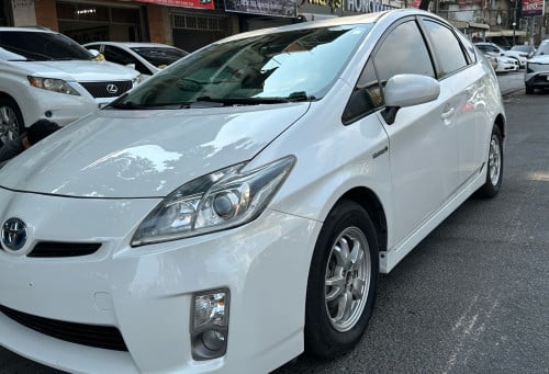 Prius 010 option 3 JBL ឡានមូលអត់បុកអត់ប៉ះសុីនមួយជុំ