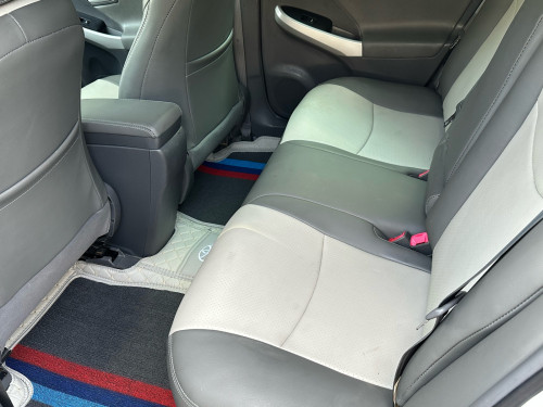 Prius 010 option 3 JBL ឡានមូលអត់បុកអត់ប៉ះសុីនមួយជុំ