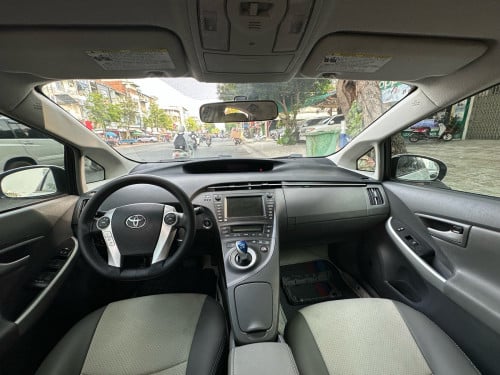 Prius 010 option 3 JBL ឡានមូលអត់បុកអត់ប៉ះសុីនមួយជុំ