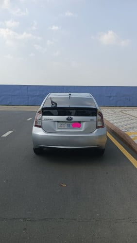 Prius 2010 upgraded full option 2012​ (ម្ចាស់ដើម ជិះផ្ទាល់)