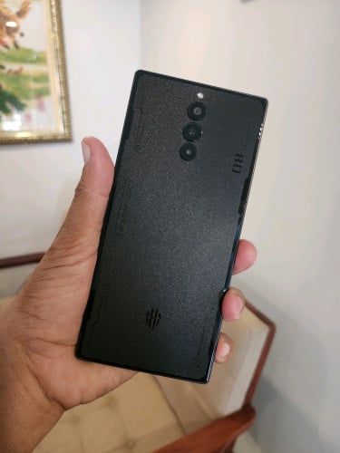 Redmagic 8pro 12g/256g Global(វៃដូរបាន)👉$295