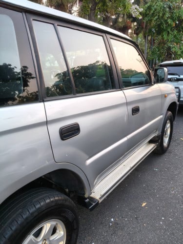 Robust Toyota Land Cruiser