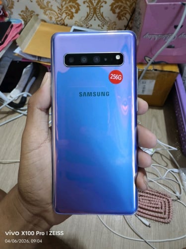Samsung S10 5G Ram8G/256GB អេក្រង់ហ្សុីនអត់មានដាន