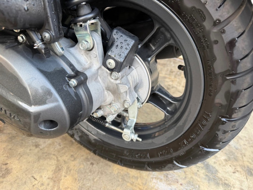 Scoopy Club12 2025 ខ្មៅគ្រឿម បិតស្កុត គីឡូតិច ជិះជិតៗជូនកូនរៀន ថ្មី99%