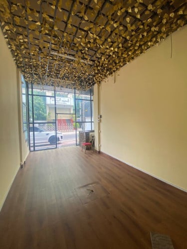 Space for Rent in 7 Makara, Good for Cafe Shop