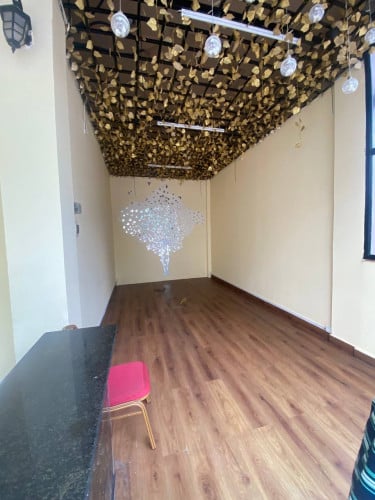 Space for Rent in 7 Makara, Good for Cafe Shop