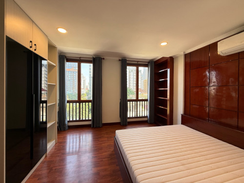 Spacious 2 Bedrooms at BKK1