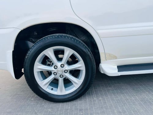 Toyota highlander year 2004 ម៉ាសុីន4 ប៉ុង1 កៅអី 3ជួ