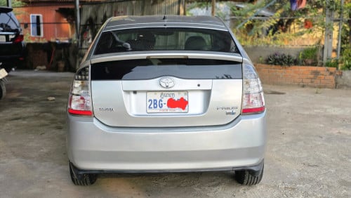 Toyota Prius 2004 Full option ឡានស្អាតខ្ចី ម៉ាសុីនប្រអប់លេខ អាគុយ ABS នៅអែម