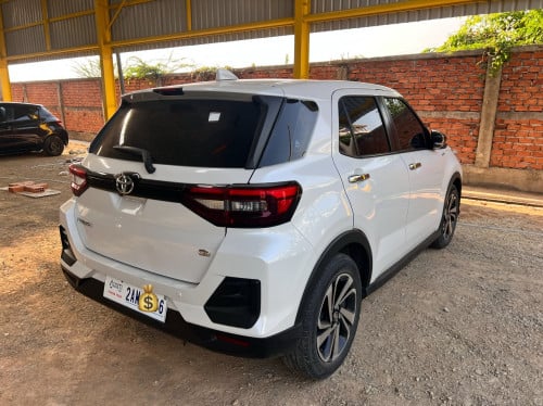 Toyota RAIZ 022Siem Reap (ម្ចាស់ដើមទី1ទិញខ្លាញ់គោសោរ2គ្រាប់)