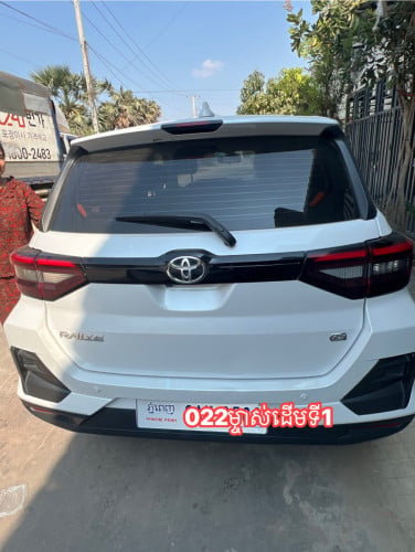 Toyota RAIZ 022Siem Reap (ម្ចាស់ដើមទី1ទិញខ្លាញ់គោសោរ2គ្រាប់)