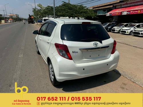 Toyota Vitz 2012 Smart key🗝