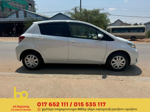 Toyota Vitz 2012 Smart key🗝