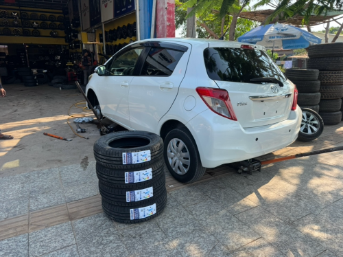Toyota Vitz 2012 Smart key🗝